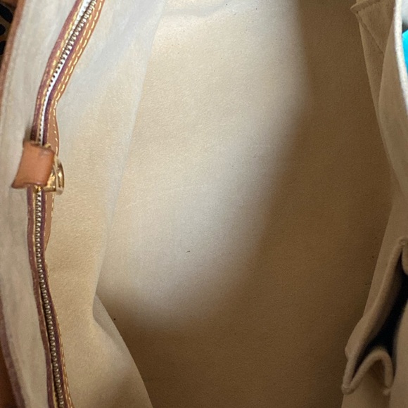 Louis Vuitton Hampstead PM in Azur - Picture 13 of 15